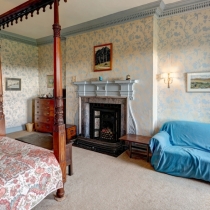 The Four Poster Room