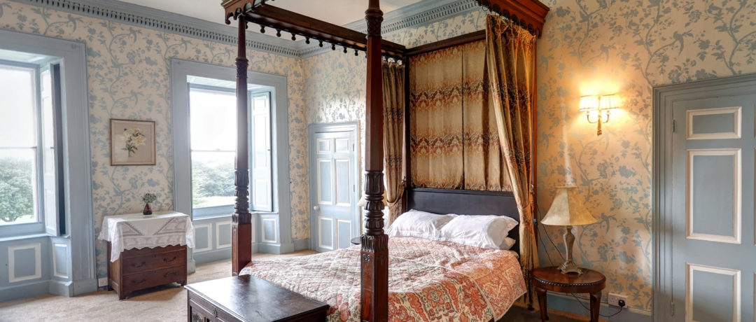 The Four Poster Room